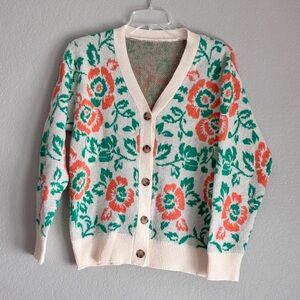 Cabincore cozy and cute SHEIN floral cardigan with a vintage vibe, size S